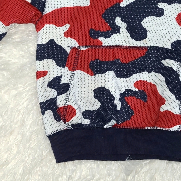 TOMMY HILFIGER CAMO HOODIE - Picture 3 of 9